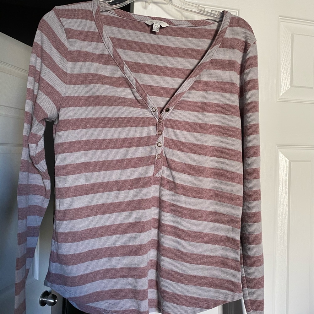 Gently used Long sleeve Lucky Brand shirt